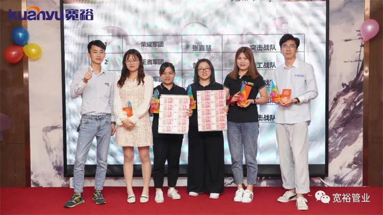 亮剑英雄奖：突击战队陈栩静、特工战队黄彩虹、突击战队张嘉慧、特工战队高依格、叁好战队李坤源