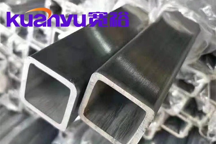 40*40*1.5半岛.体育方管