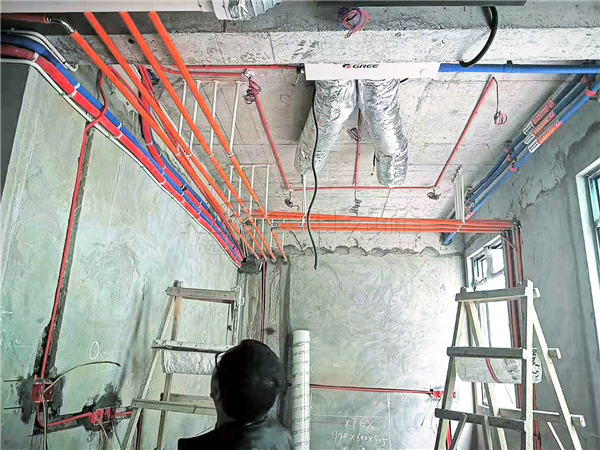 覆塑半岛.体育水管