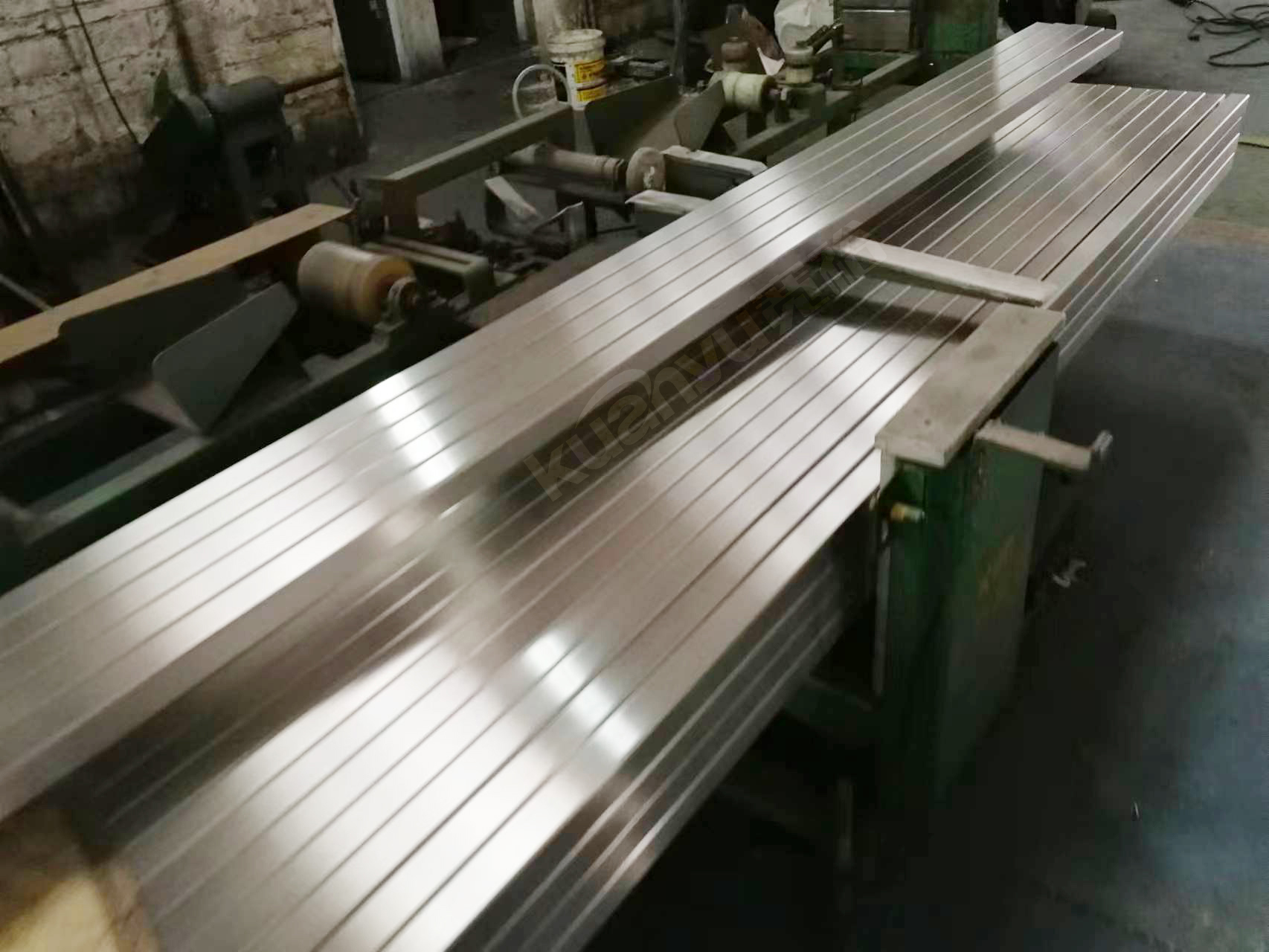 半岛.体育方管生产厂家