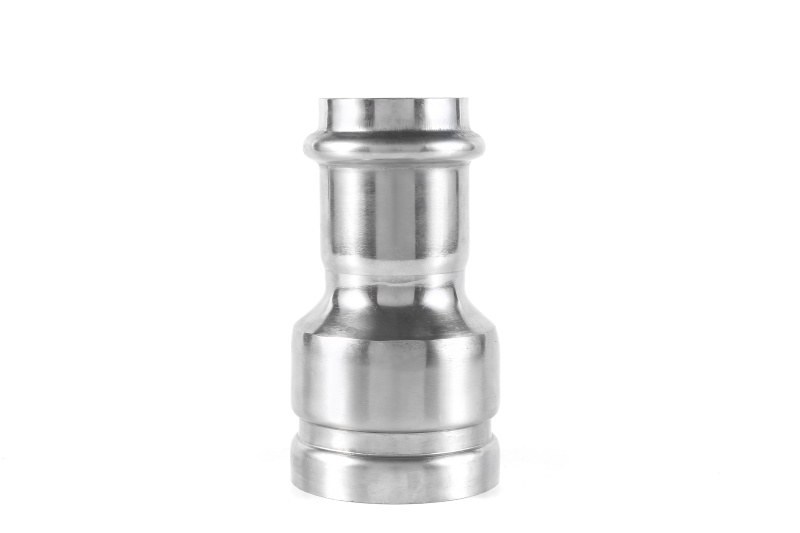 半岛.体育沟槽转卡压大小头配图